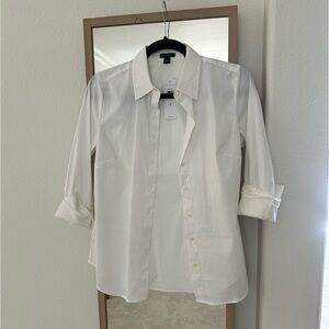 Ann Taylor Factory Button Up White Shirt- Size 2 NWT